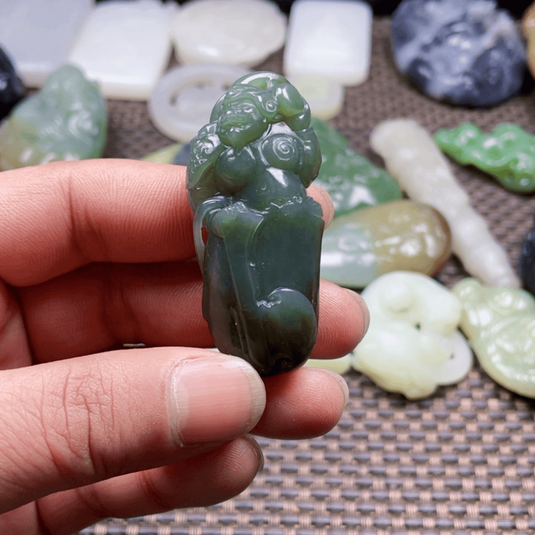 【闪购商品】和田玉挂件未镶嵌寒****叶