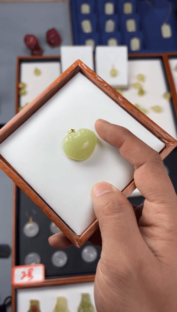 【闪购商品】石英质玉吊坠(不含链)未镶嵌6