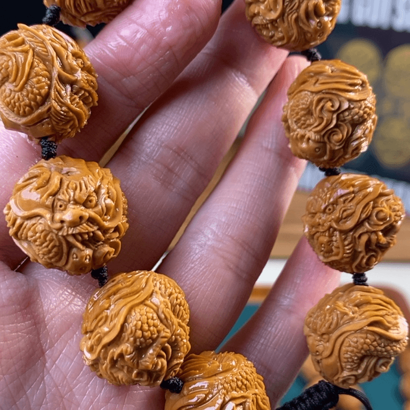 【闪购商品】橄榄核吊坠九龙