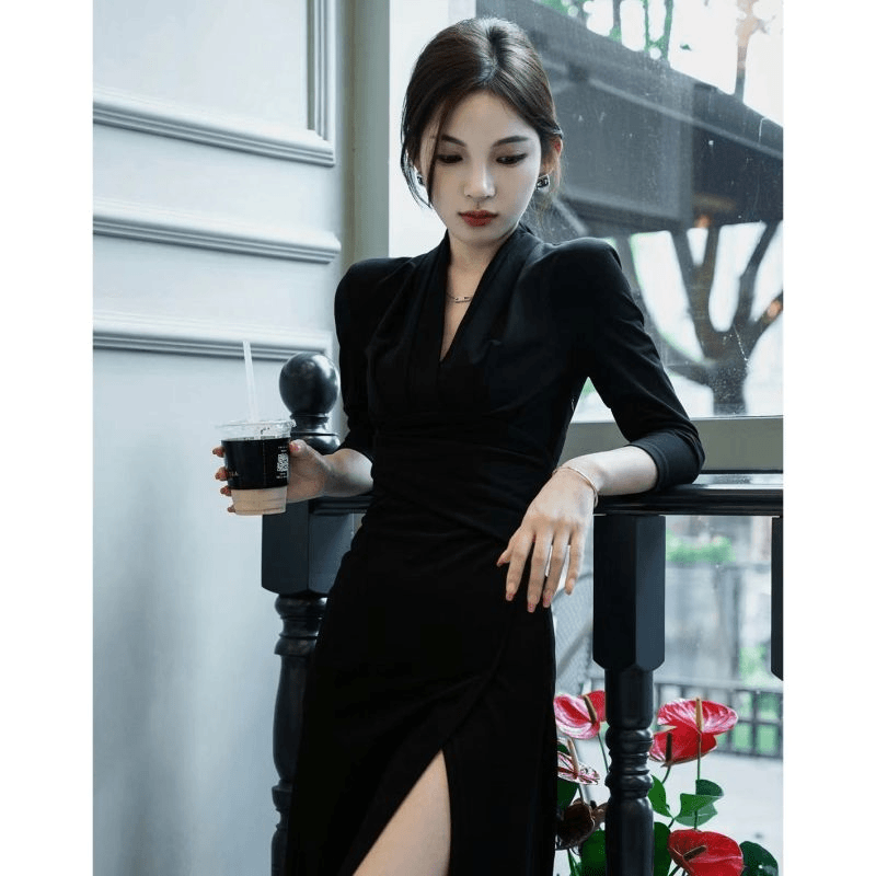 新品潮品小个子定制2023春季新款褶皱开叉设计高级感裙子收腰显瘦