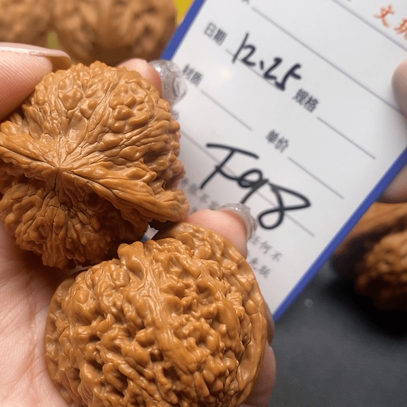 【闪购商品】木核雕