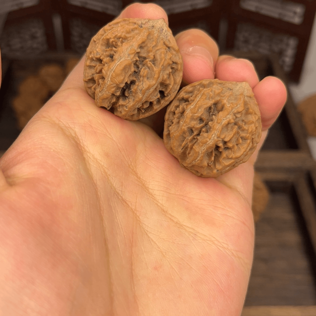 【闪购商品】桃核吊坠