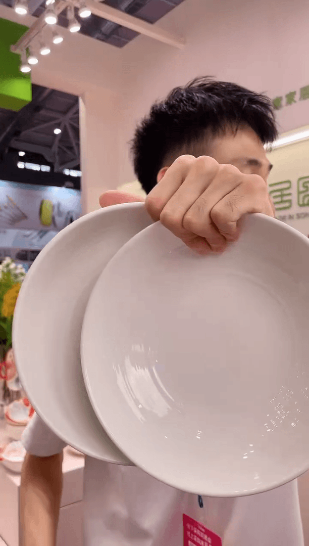 【闪购商品】陶瓷碗塞纳河8英寸深汤盘2件套-纯白