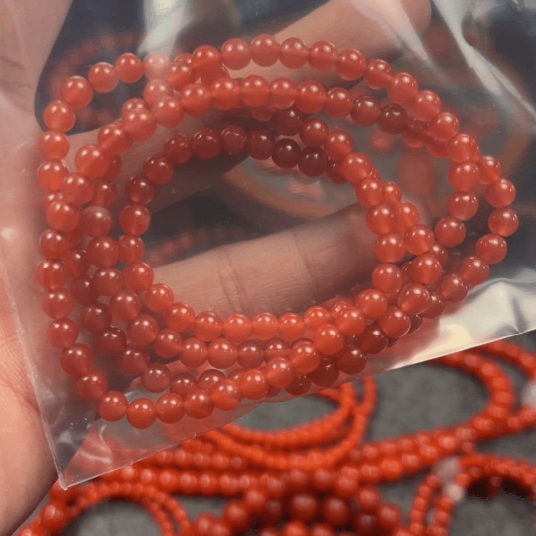 【闪购商品】南红玛瑙手链未镶嵌深****?