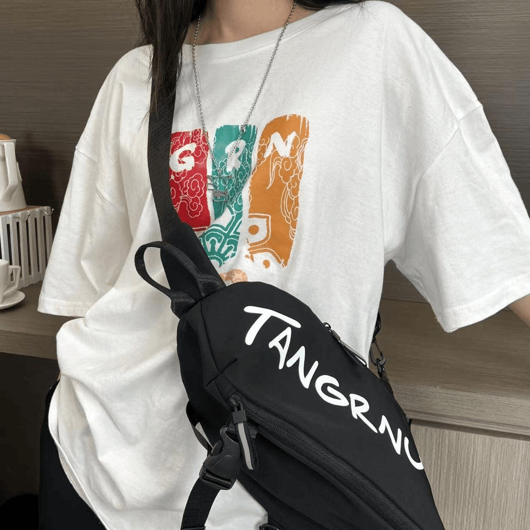 时尚男女款防水斜挎包