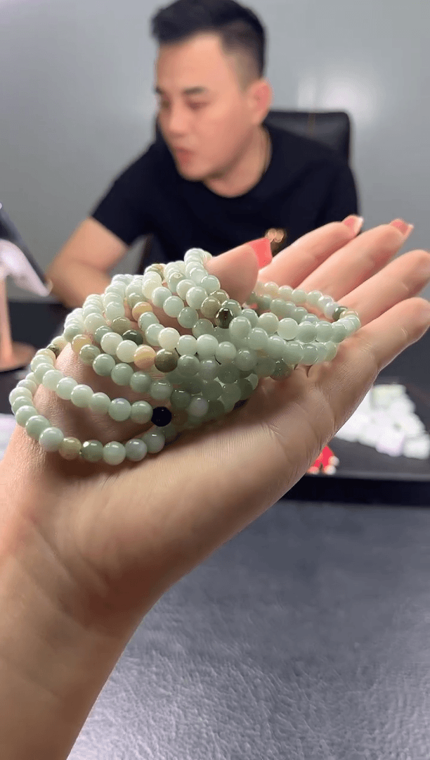 【闪购商品】翡翠手串未镶嵌单串 多样性发货1个珠子不匀有裂要包容
