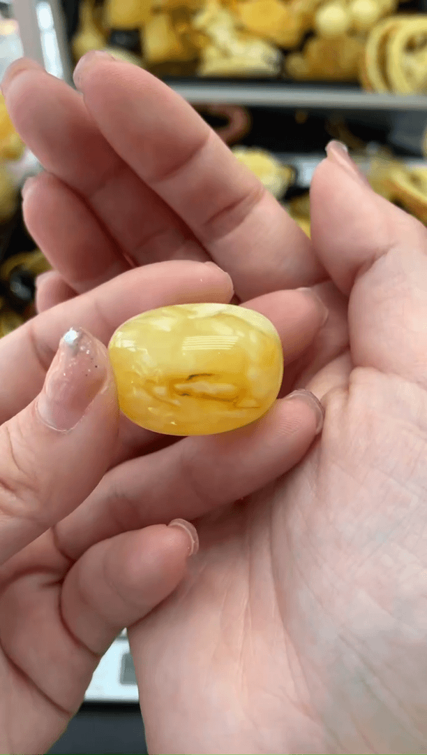 【闪购商品】琥珀裸石未镶嵌46