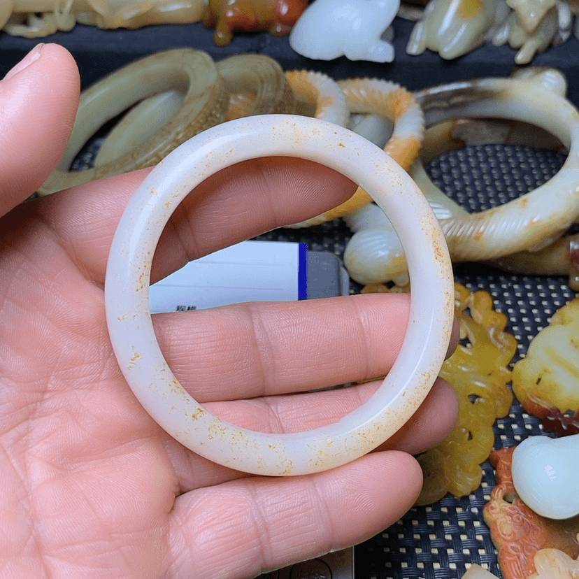 【闪购商品】和田玉手镯未镶嵌*‍****