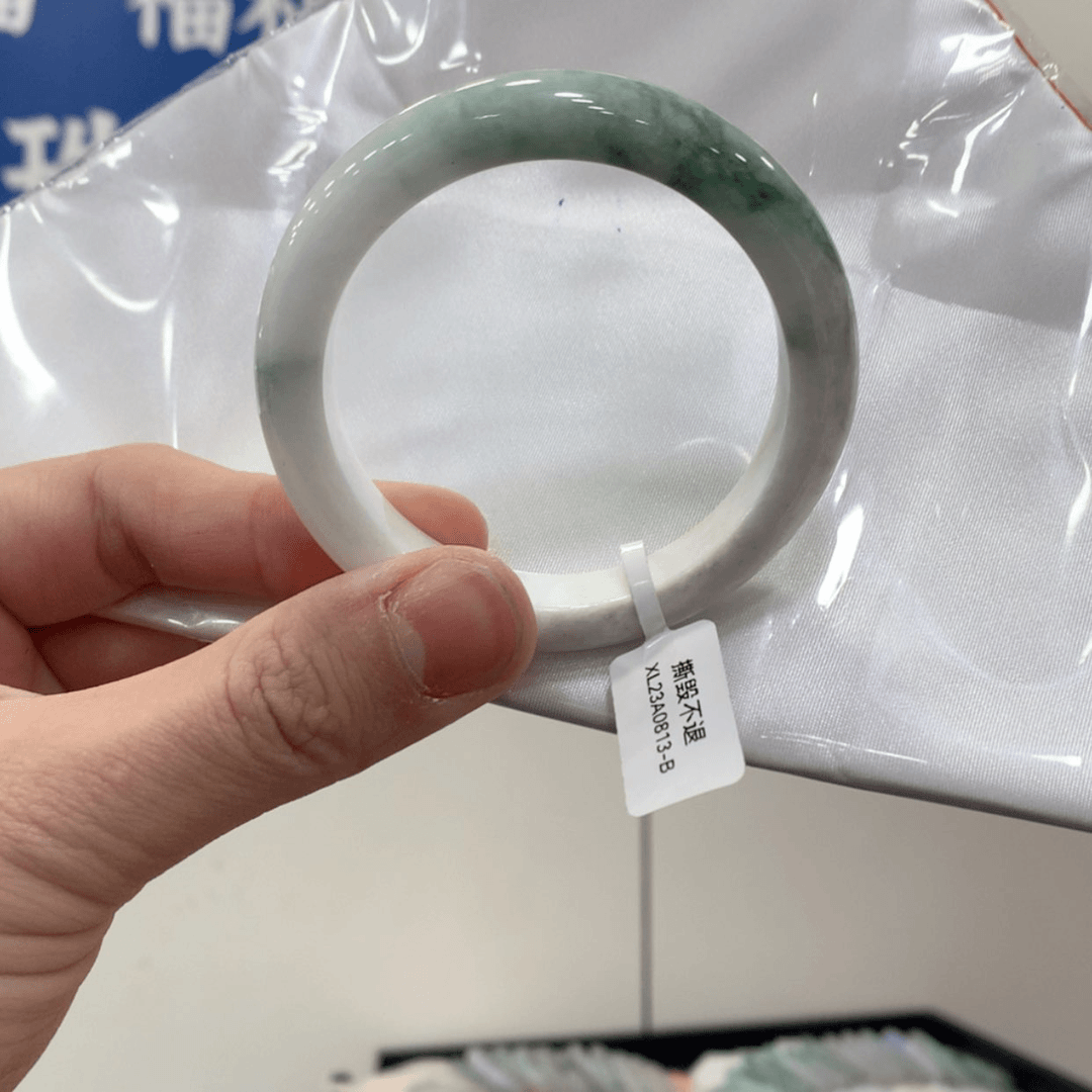 【闪购商品】翡翠手镯未镶嵌待****好