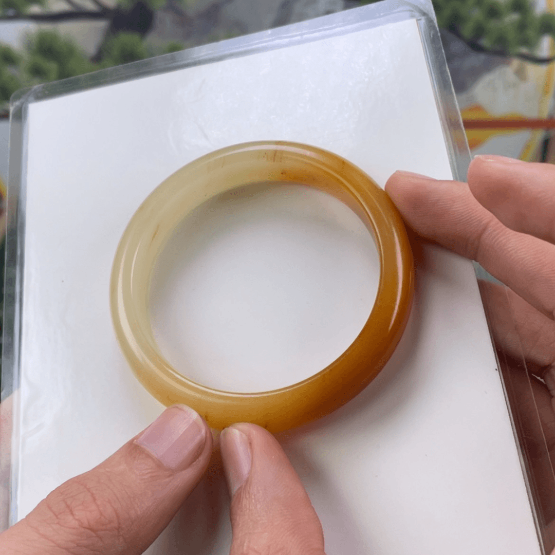 【闪购商品】石英质玉手镯未镶嵌?***户55