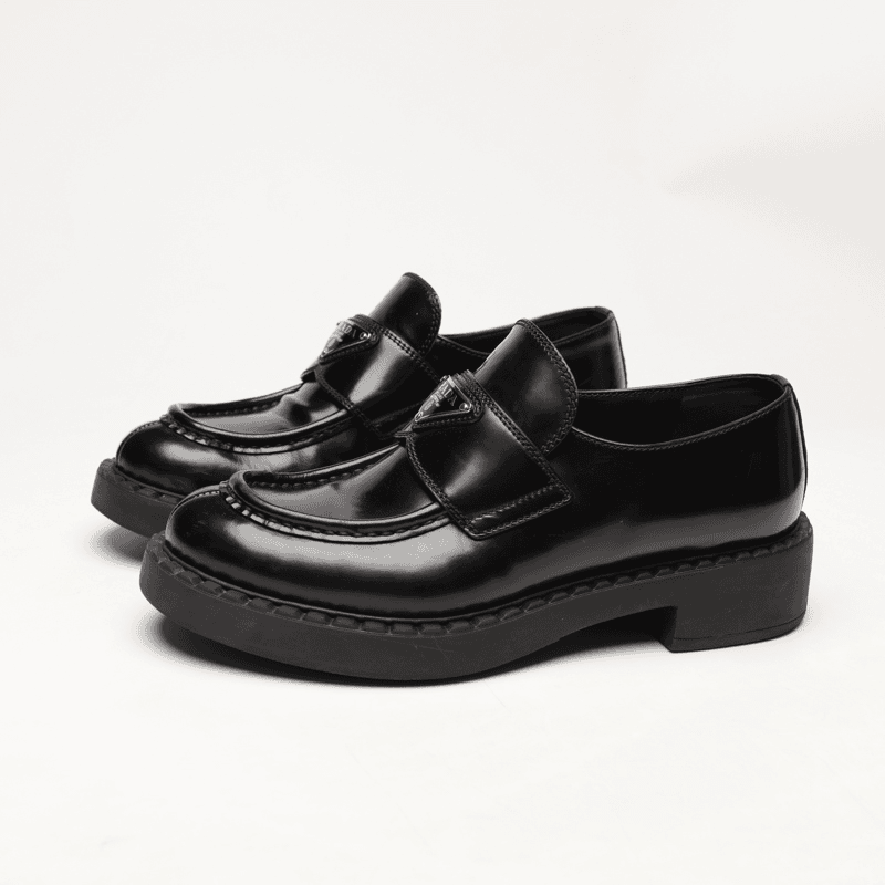 95新 Prada/普拉达 37/黑色乐福鞋