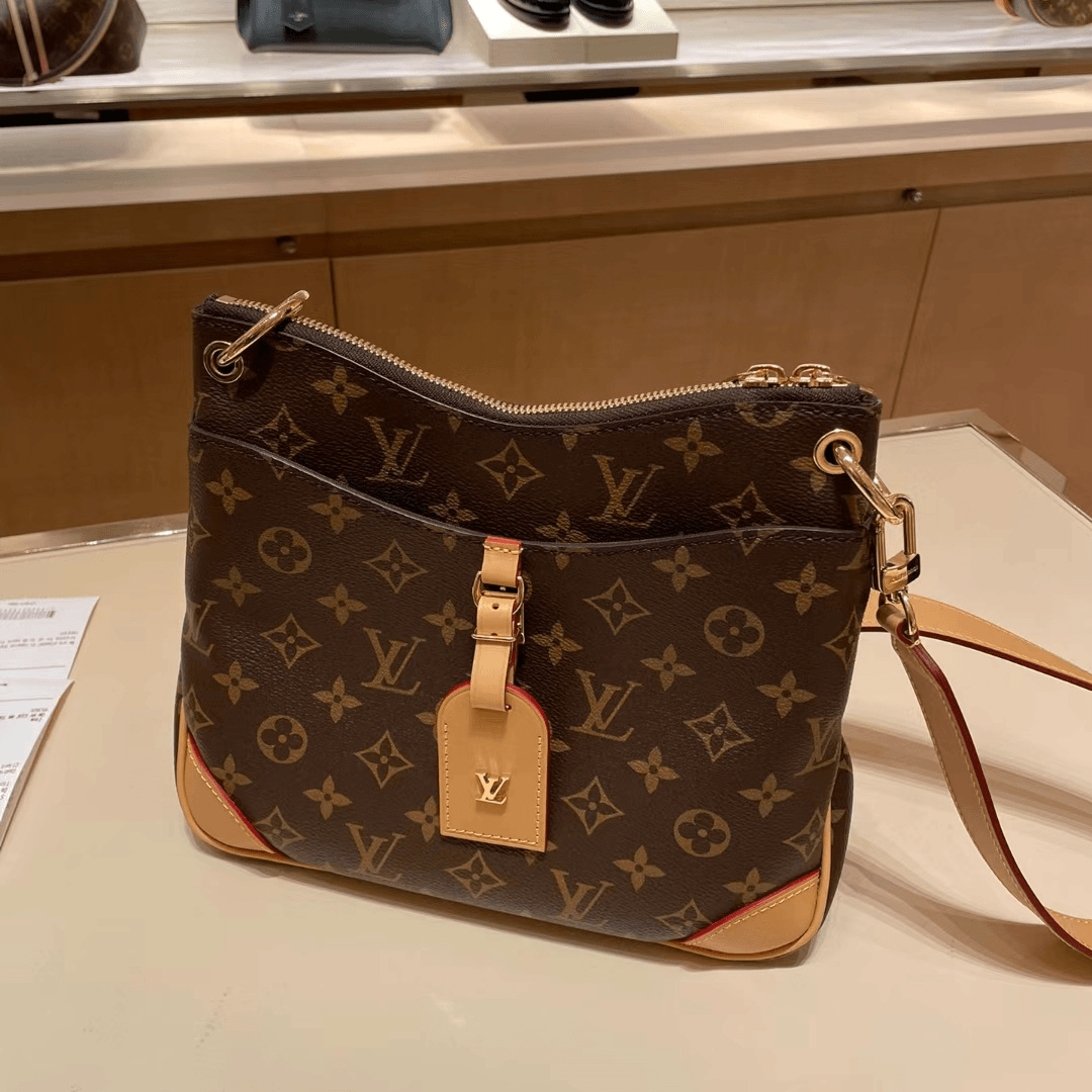 全新未使用 LouisVuitton/路易威登 lv odeon包/1016046