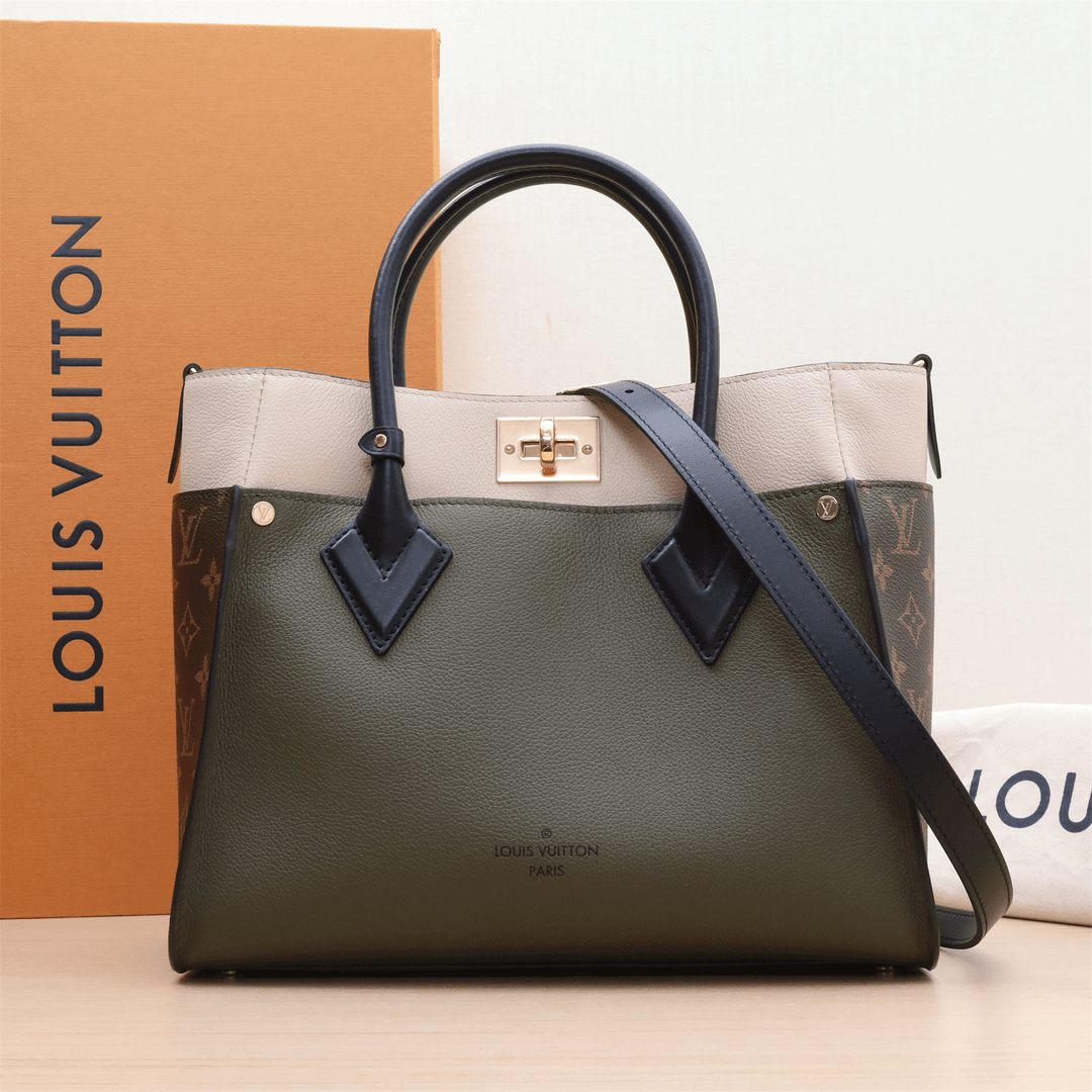 全新未使用 LouisVuitton/路易威登 ON MY SIDE拼色斜挎包 188198