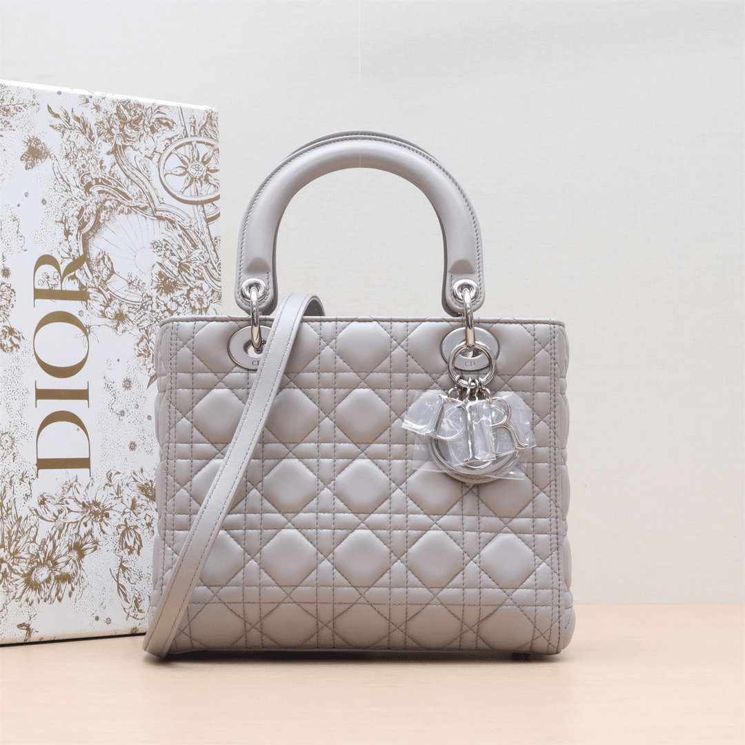 95新 Dior/迪奥 Lady Dior 戴妃包 五格灰色羊皮银扣P243129211