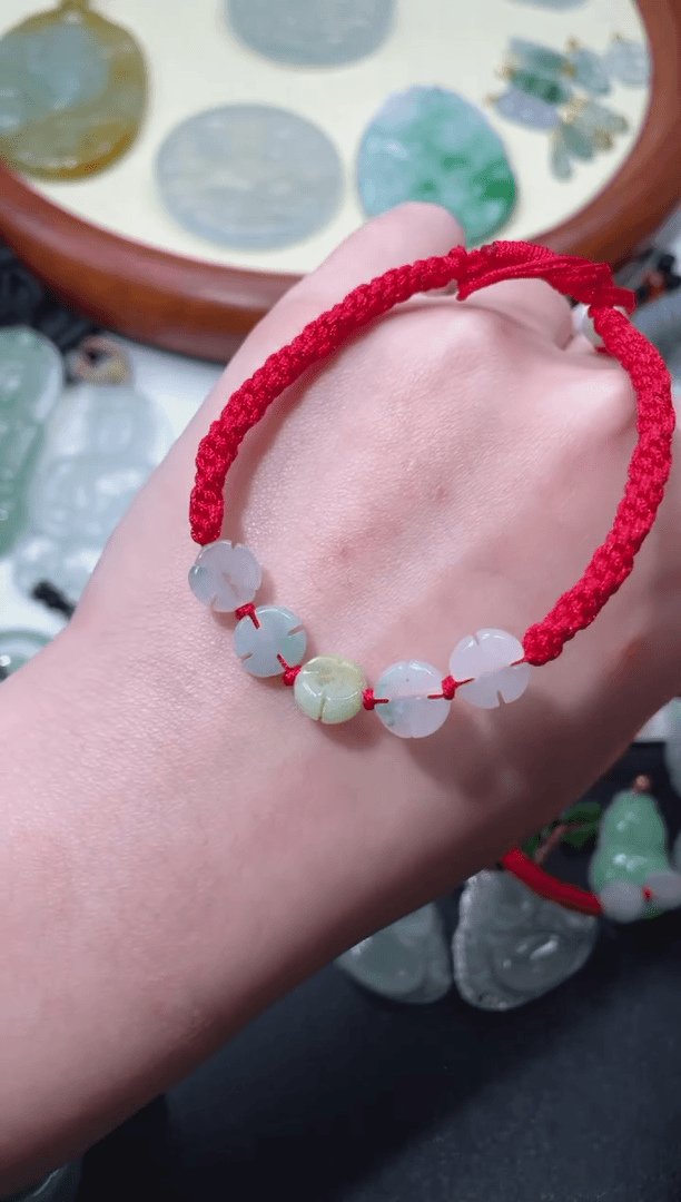 【闪购商品】翡翠颈饰未镶嵌四叶草手绳多样性发一（不带证书）