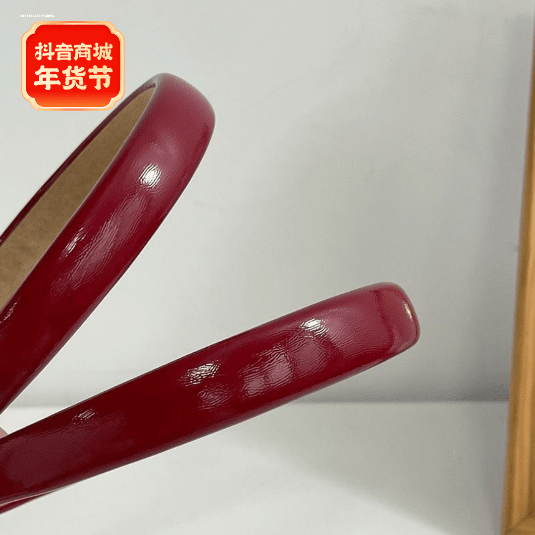 无痕甜妹港风PU发箍简约设计时尚百搭质感新款显白可爱清新气质