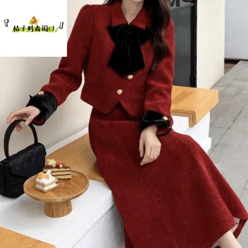 加厚毛呢长款冬裙套装两件套韩剧女主穿搭设计感小香风冬季长裙