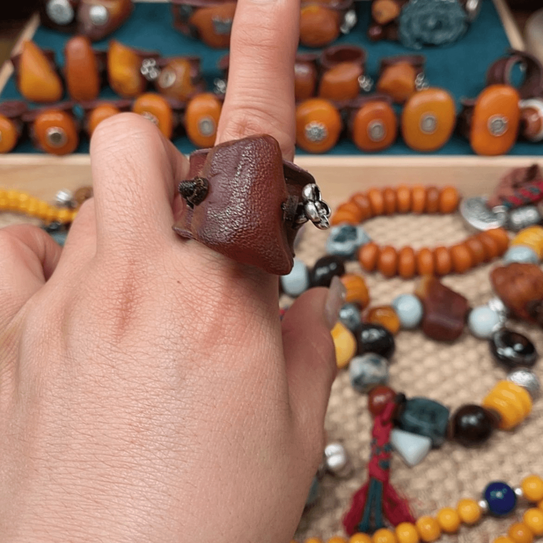 【闪购商品】蜜蜡戒指未镶嵌