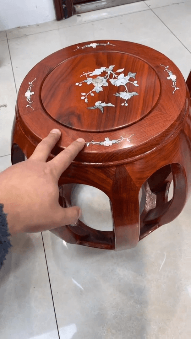 【闪购商品】紫檀木类置物架45印花鼓凳2个