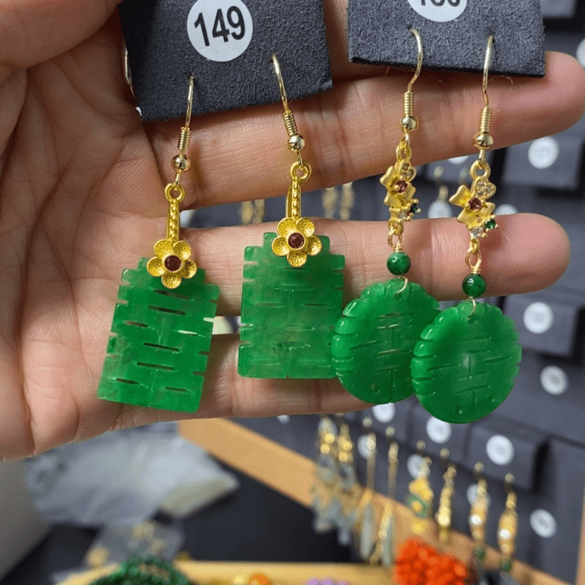 【闪购商品】翡翠耳饰未镶嵌686