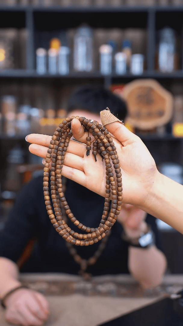 【闪购商品】沉香手串06虫漏鼓珠多圈多样性发一条