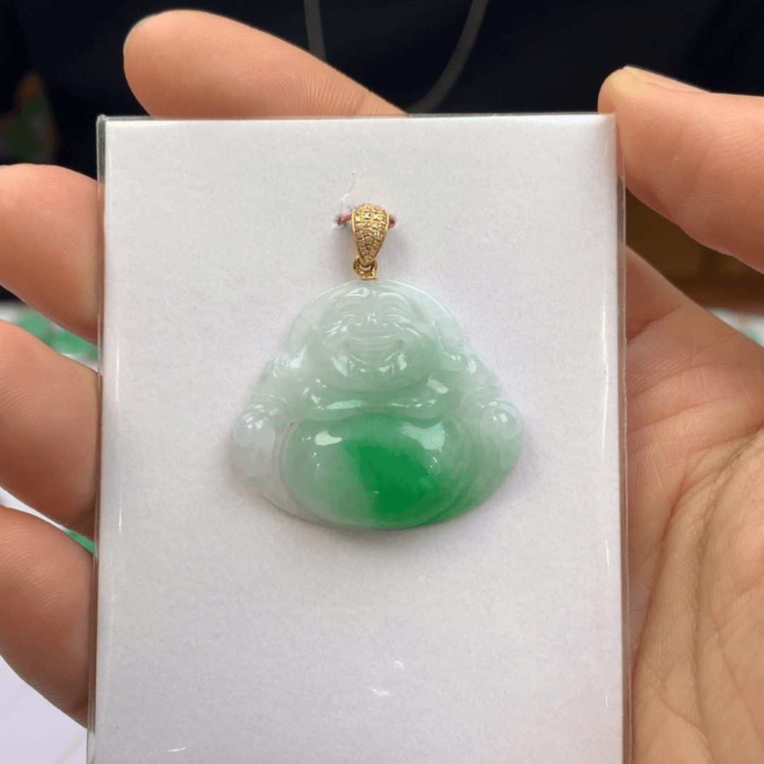 【闪购商品】翡翠颈饰18K金镶嵌悦**贝