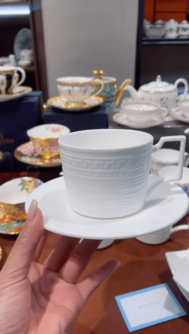 【闪购商品】骨瓷瓷片浮雕白杯碟