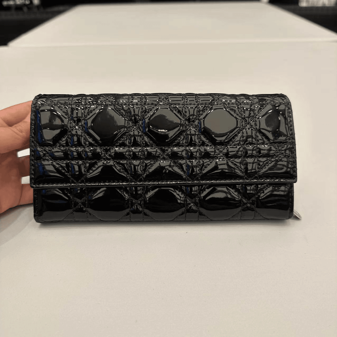 Dior 迪奥黑金链条手提包/95新
