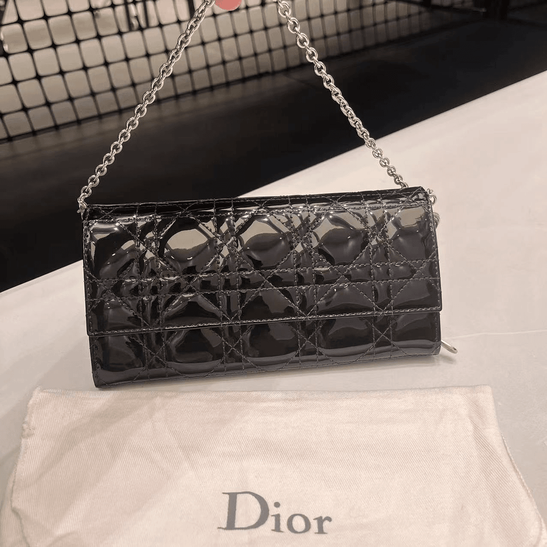dior黑金链条包手提包/95新