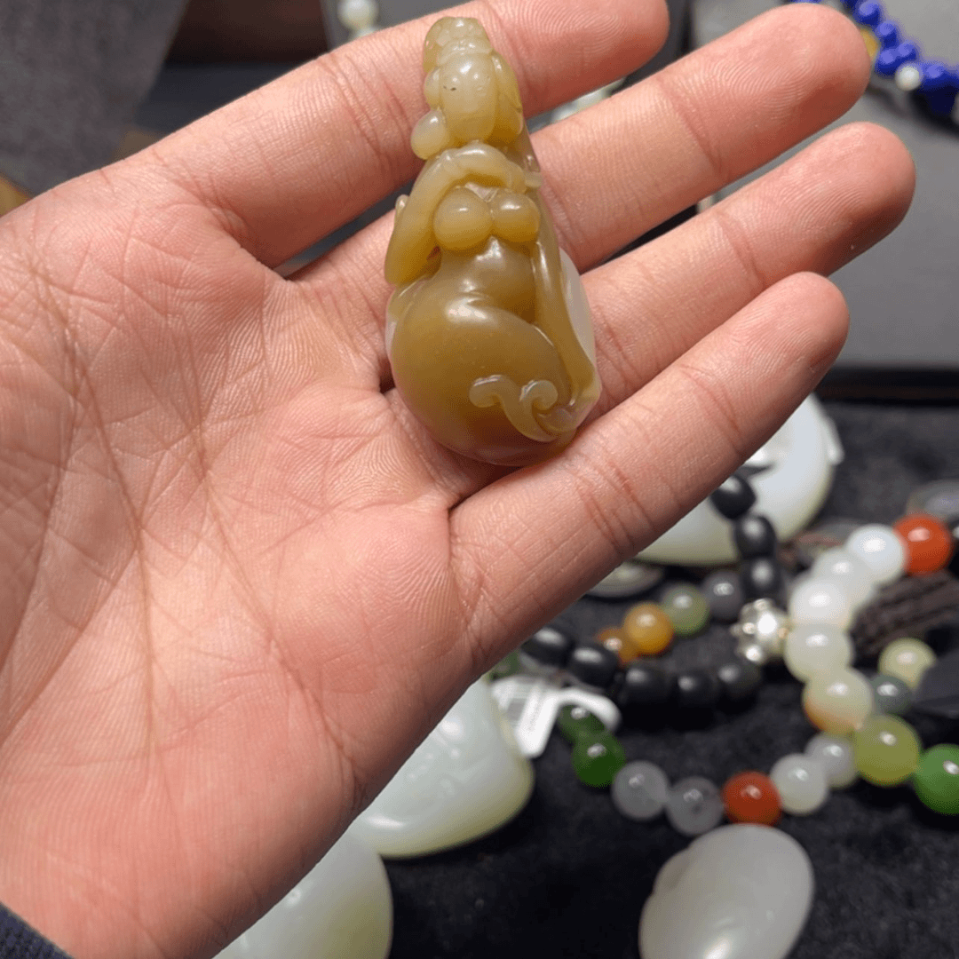 【闪购商品】定制和田玉玉美人未镶嵌陈**子