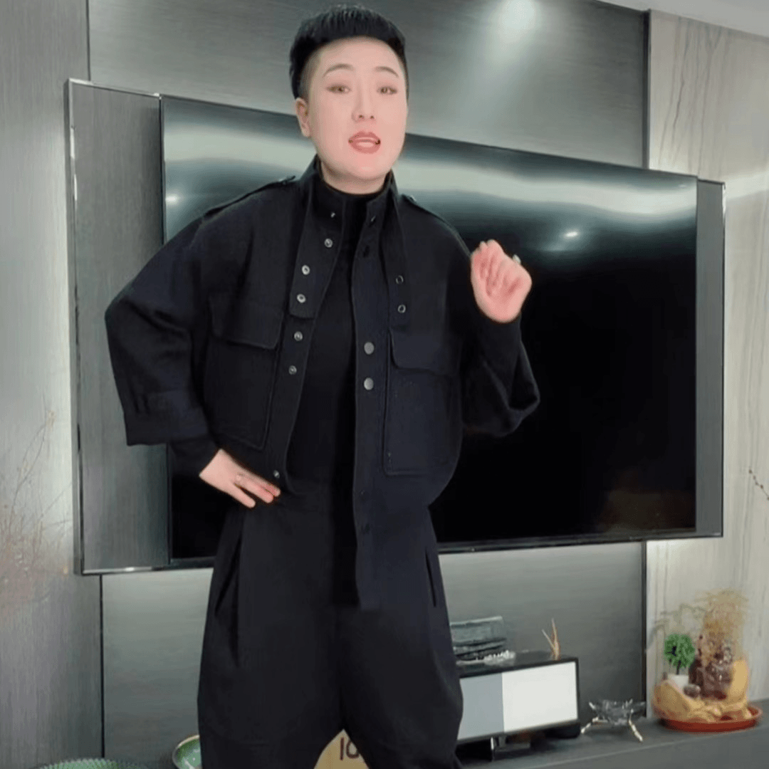 君君精选 设计款立领大口袋短款外套2275