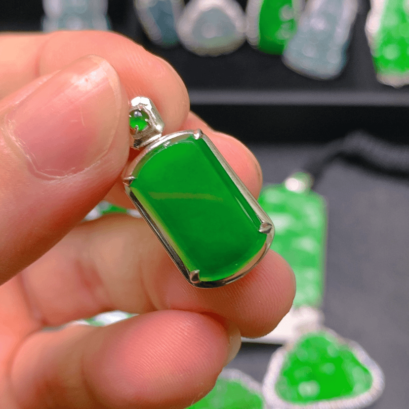 【闪购商品】翡翠颈饰银S925镶嵌