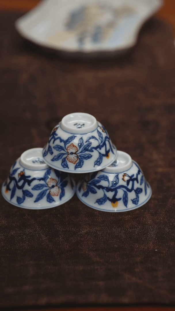 【闪购商品】陶瓷手绘青花寿桃杯子（3个一组）