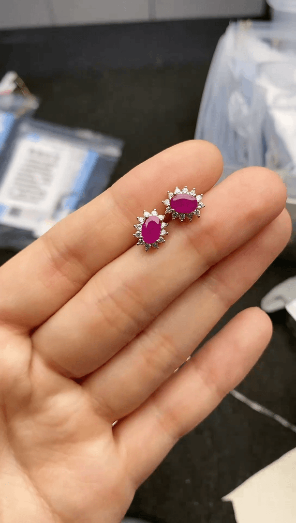 【闪购商品】红宝石耳饰银S925镀金镶嵌耳钉