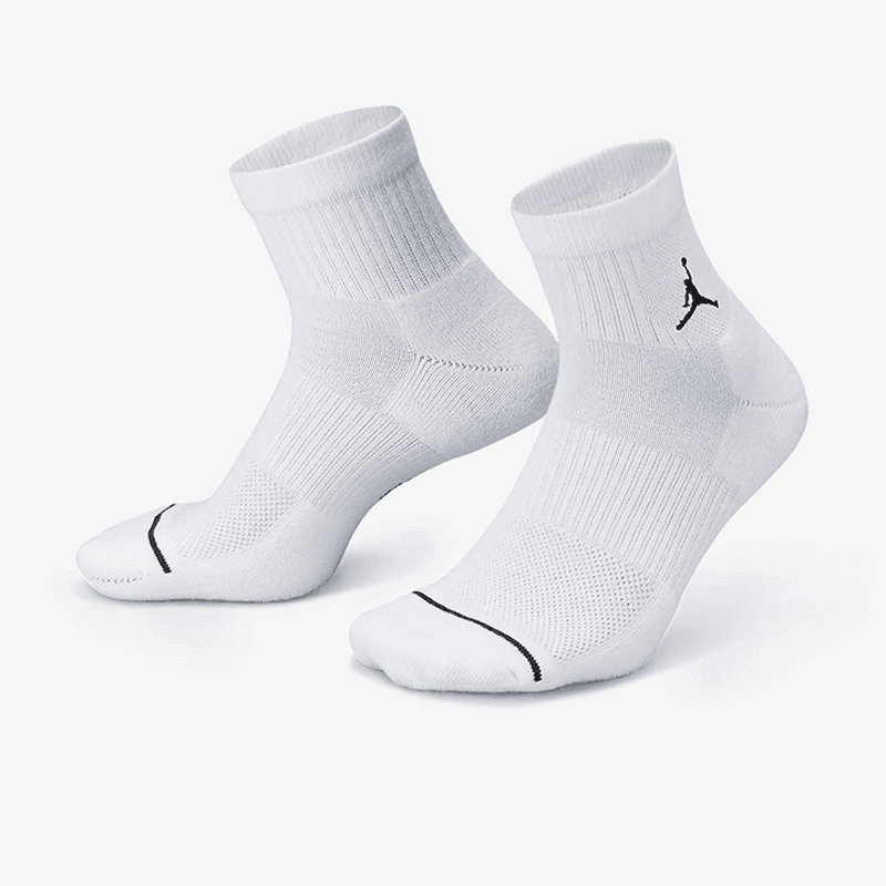 Nike/耐克男女袜子Air Jordan款透气耐磨运动袜三双装DX9655-100