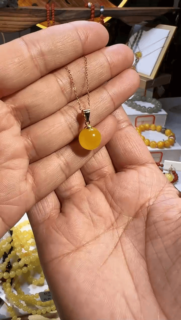 【闪购商品】蜜蜡吊坠(赠链)未镶嵌蜜蜡吊坠1【不带证书】