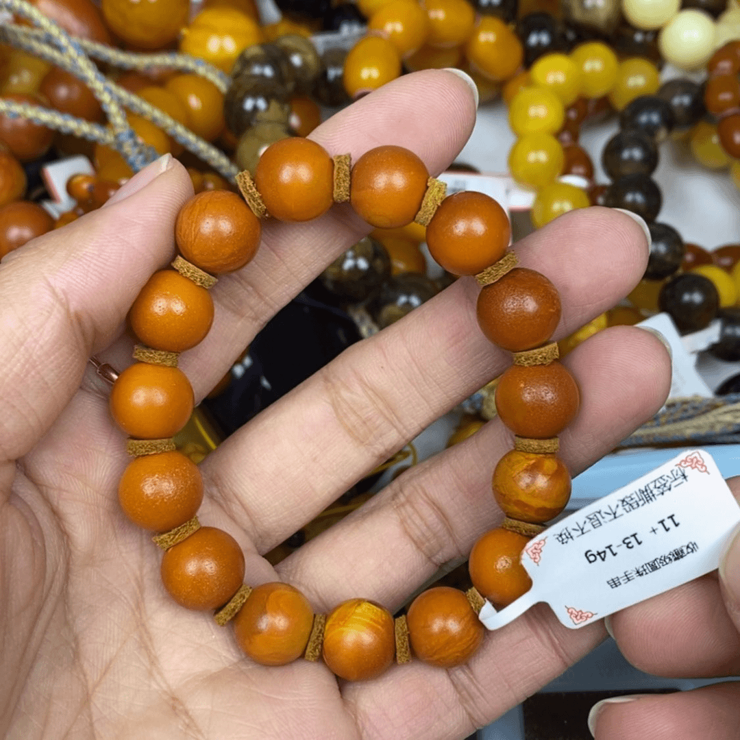 【闪购商品】琥珀裸石未镶嵌夜****星