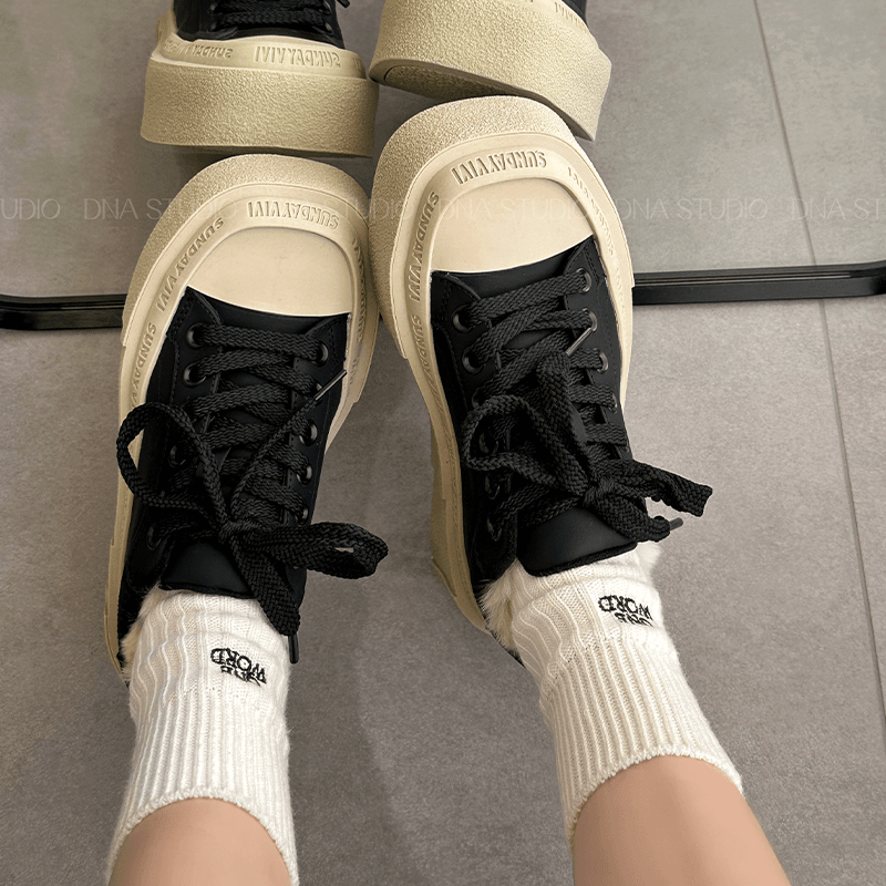 厚底方头加绒字母板鞋女2023新款秋冬增高系带运动休闲鞋棉鞋
