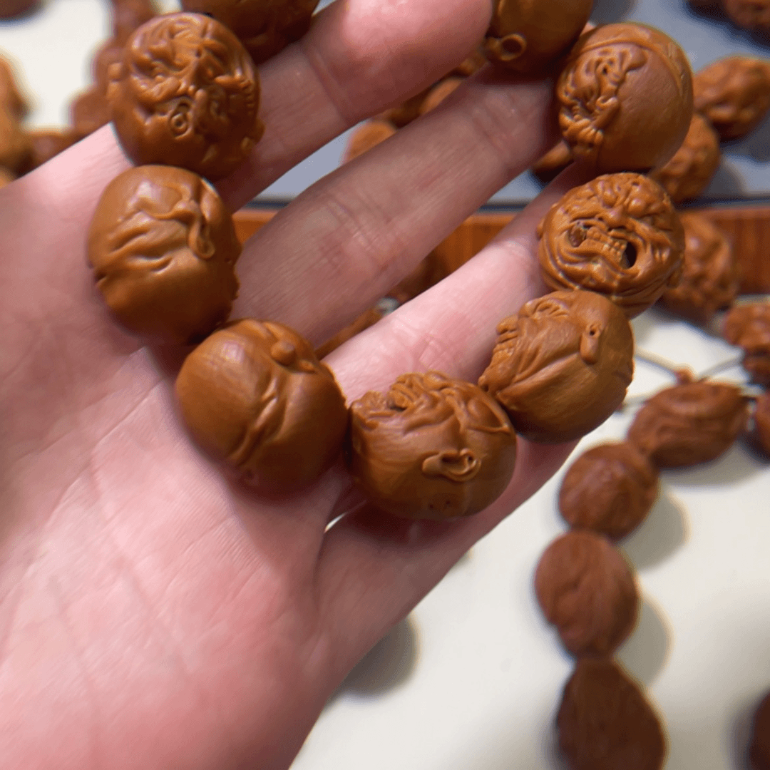 【闪购商品】橄榄核核雕晓*