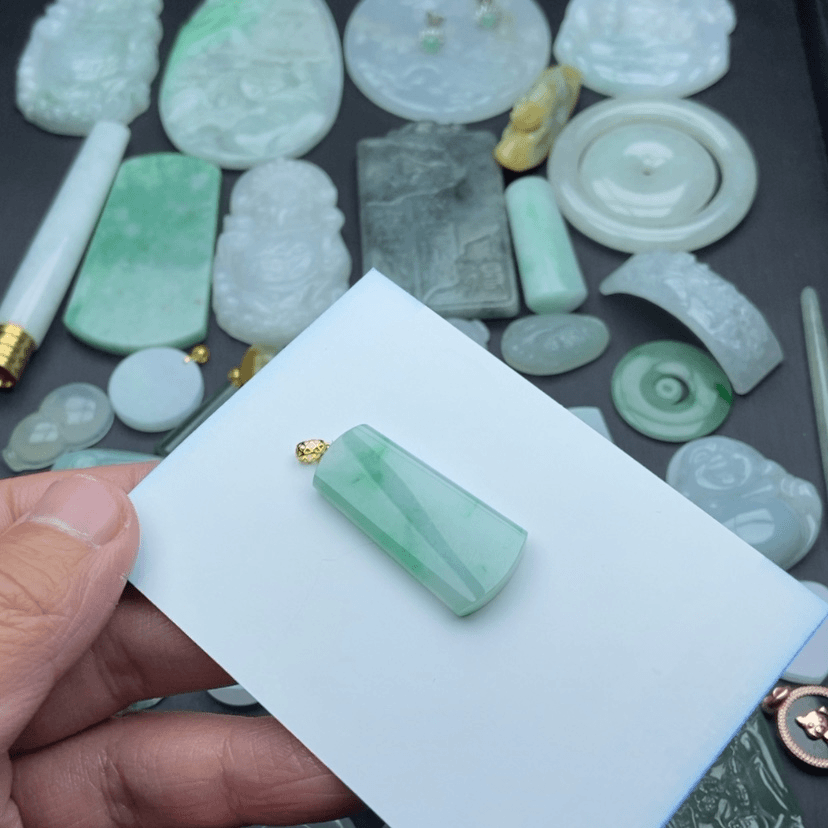 【闪购商品】翡翠颈饰未镶嵌