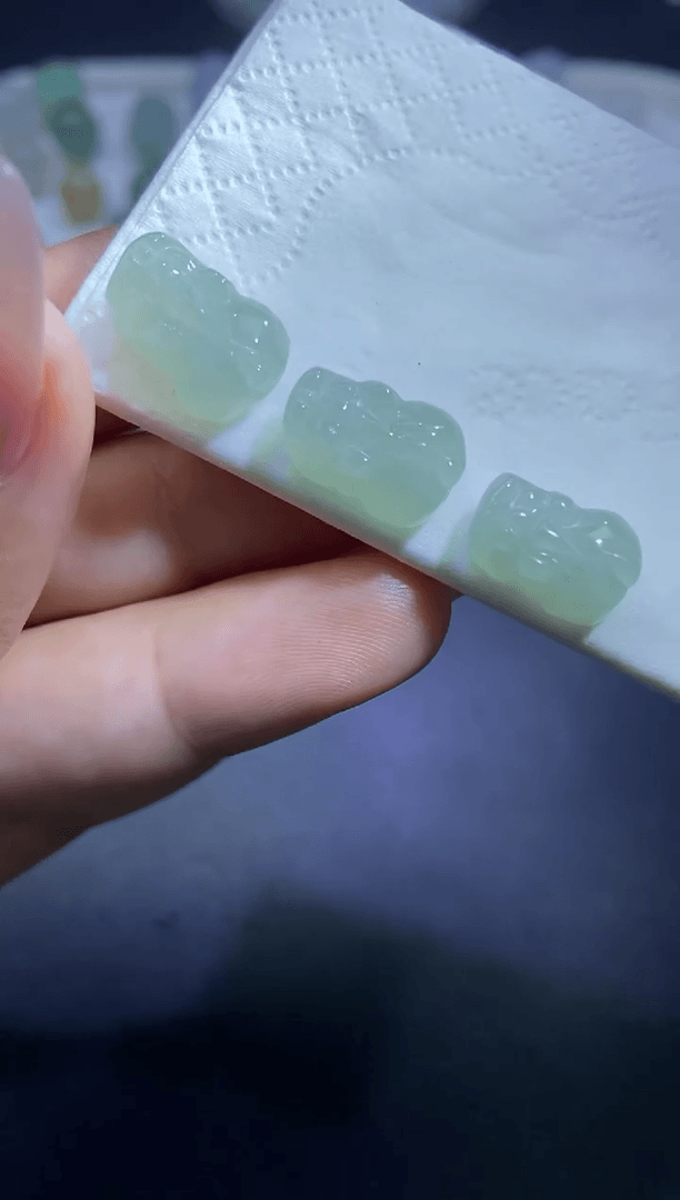 【闪购商品】定制翡翠未镶嵌多样性发货一条