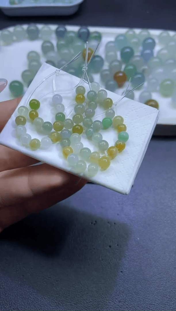 【闪购商品】定制翡翠未镶嵌多样性发货其一