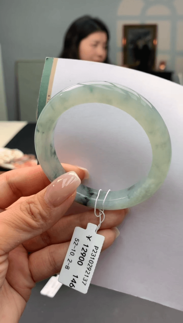 【闪购商品】翡翠手镯未镶嵌?****?146兮兮翡翠手镯