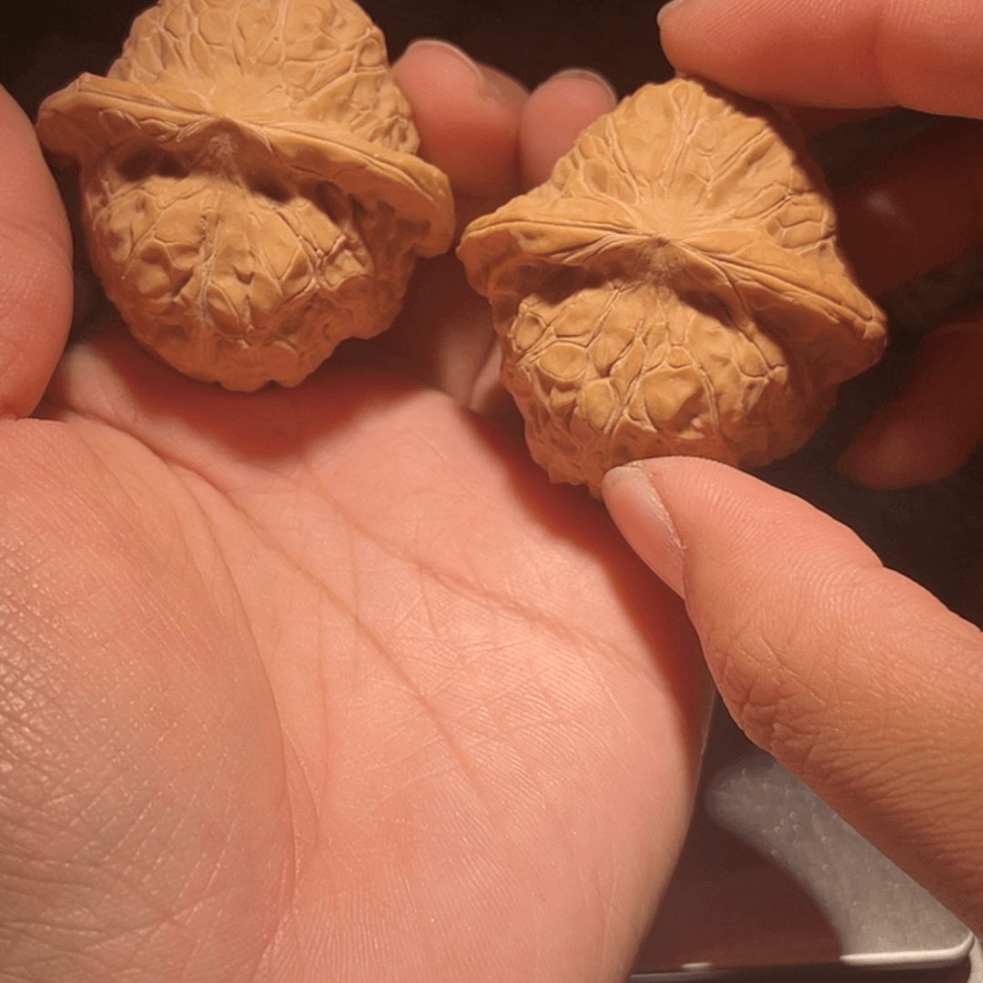 【闪购商品】B1 46南瓜核雕J****n