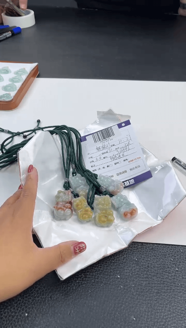 【闪购商品】翡翠貔貅未镶嵌东哥/366846/多样性发/实物为准