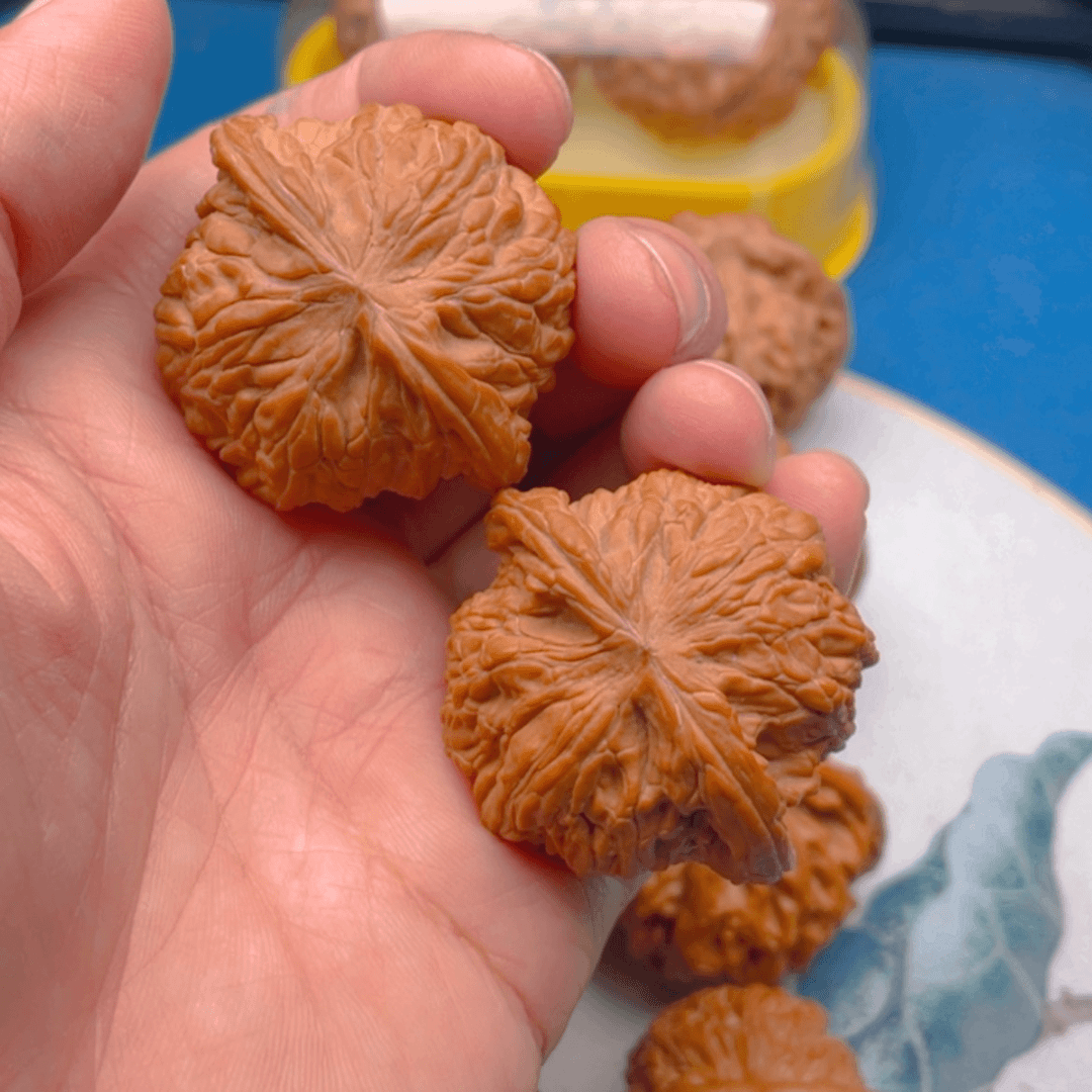 【闪购商品】文玩核桃把件42磨