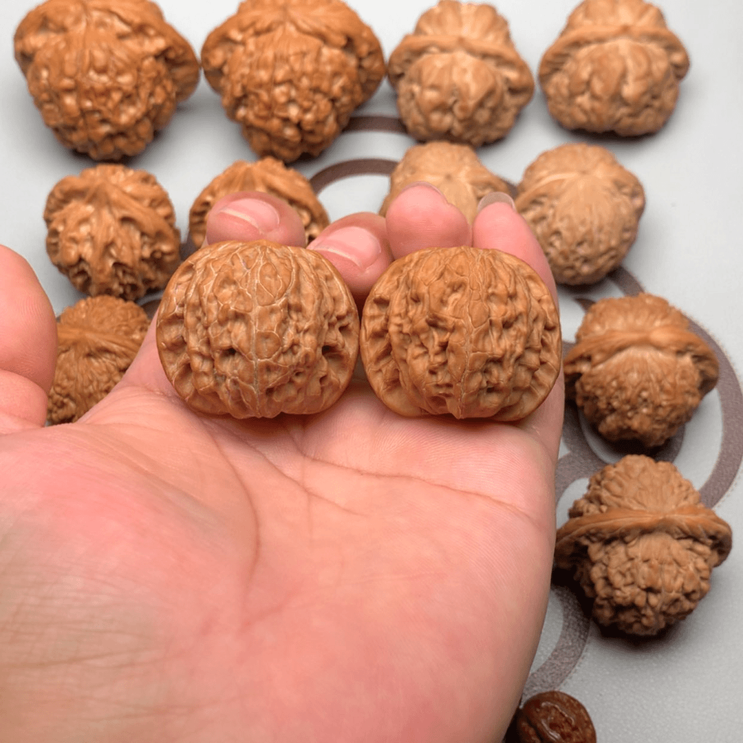 【闪购商品】文玩核桃把件佛**猫磨盘280