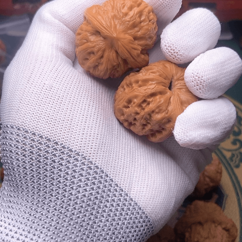 【闪购商品】文玩核桃吊坠黑**！