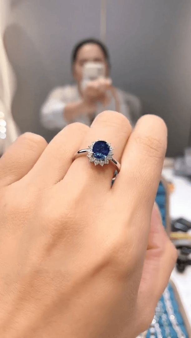 【闪购商品】定制蓝宝石60戒指18K金镶嵌卖****铺1
