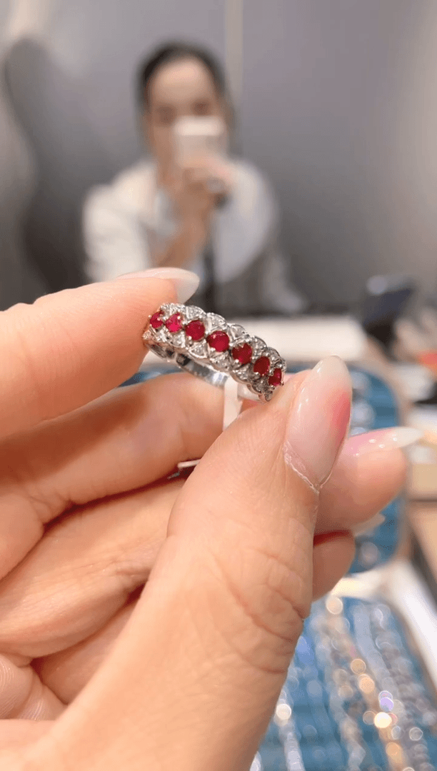 【闪购商品】定制红宝石89戒指18K金镶嵌1